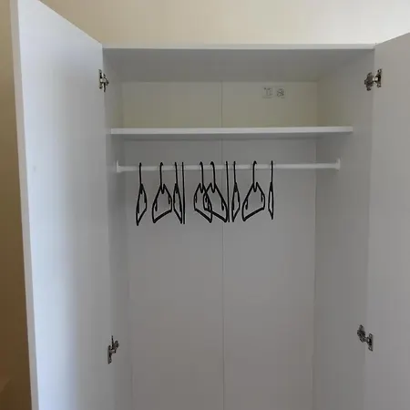 Δωμάτια σε οικογενειακή κατοικία Females Only - Private Bedrooms In Dublin Lucan